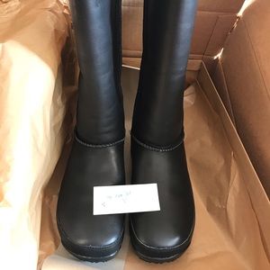FitFlop Shearling-Lined Leather Calf Boots